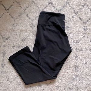 Lululemon Crop Leggings (Black)